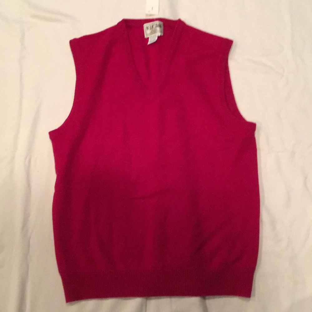V-neck Sleeveless Sweater Vest - Red
